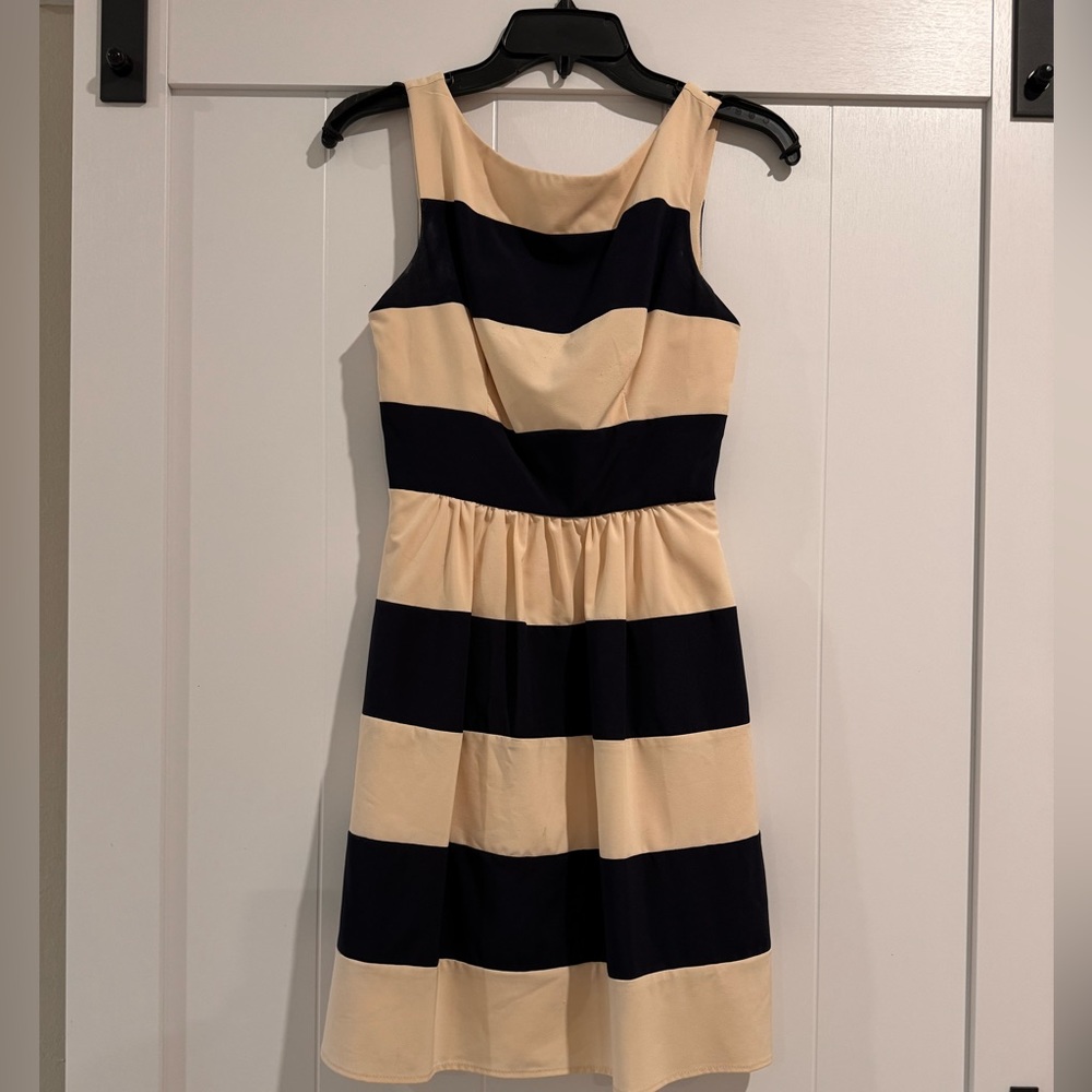 Sleeveless stripped dress light pink and navy size 3/4